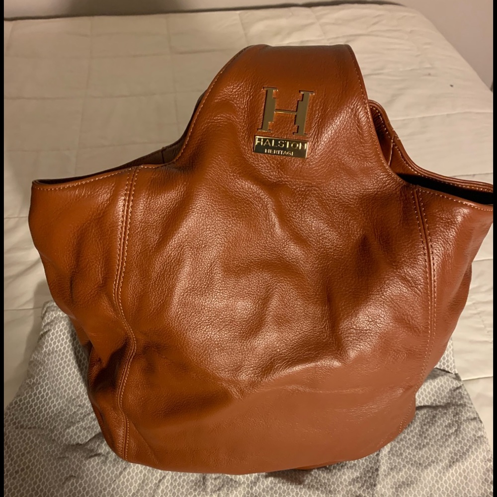 Women’s Leather Sac Bag